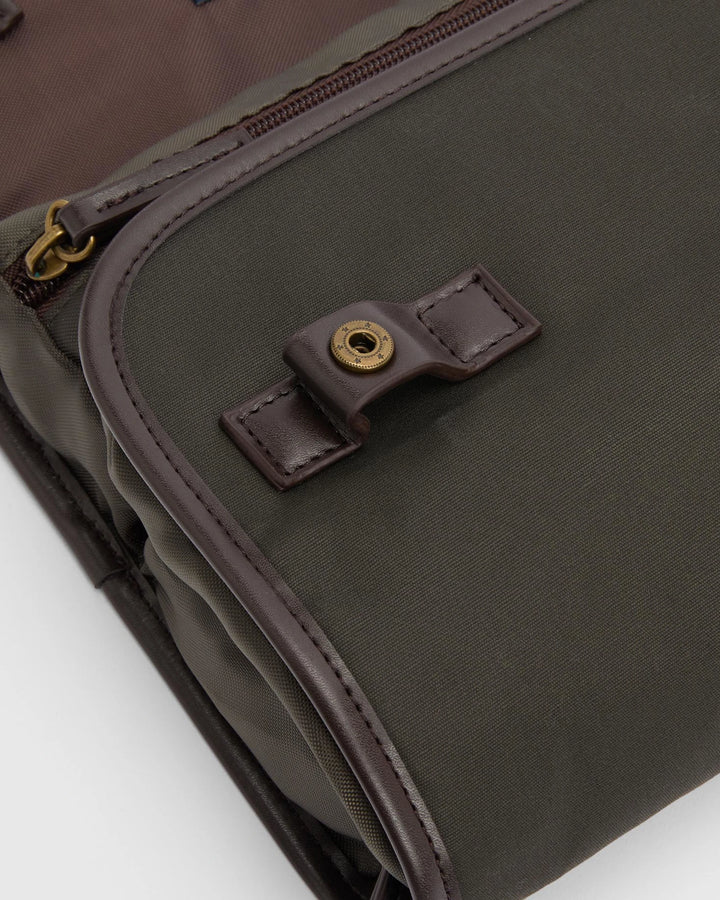 Waxed Hanging Washbag