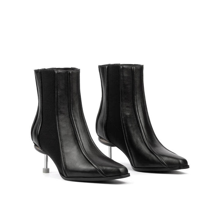 Osha Corsa  - Black