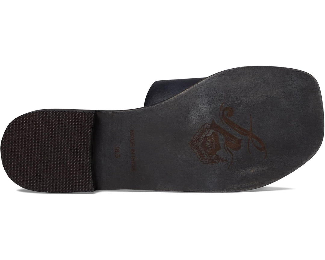 Verona Slide Sandals