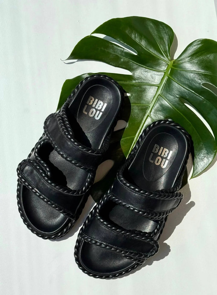 Lama Sandals Black