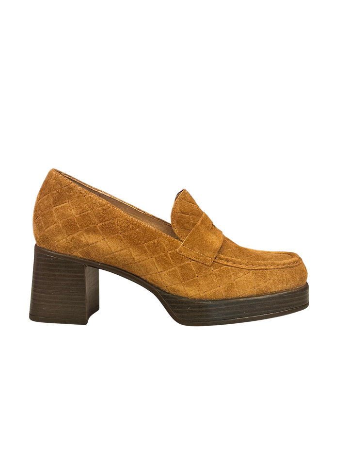 Suede Cuero Heeled Loafer