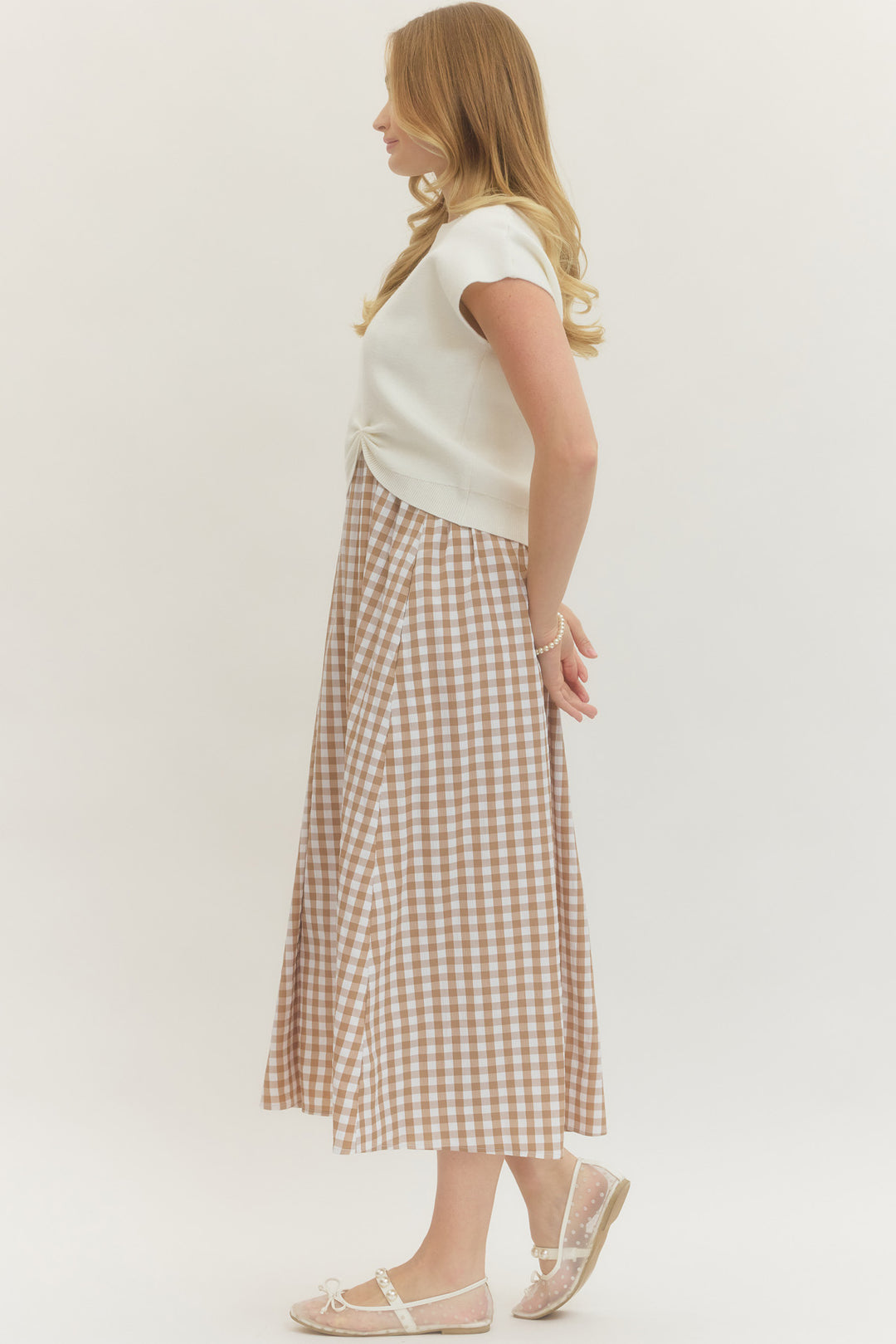Women’s 2-piece dress set styled with flats
