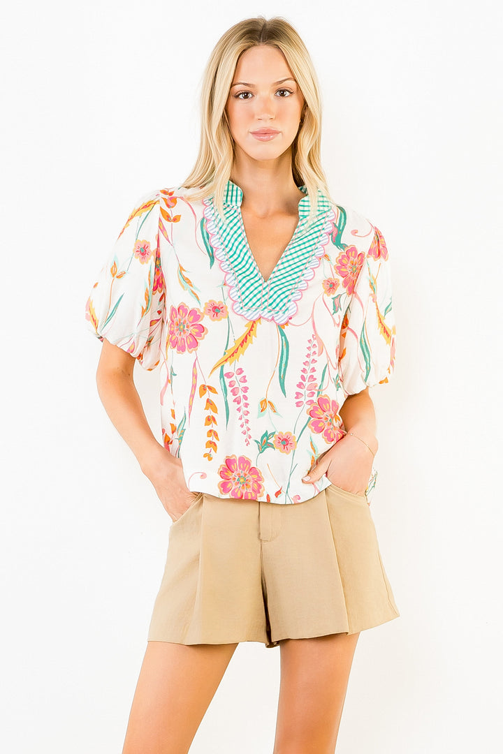 Gingham Trim Floral Puff Sleeve Top