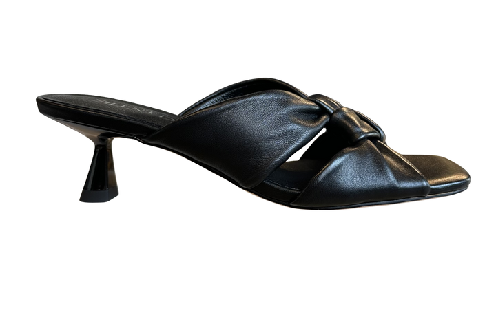 Kineta - Black