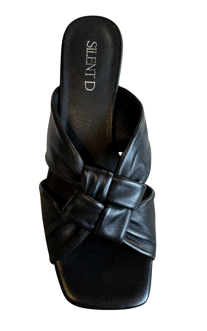 Kineta - Black