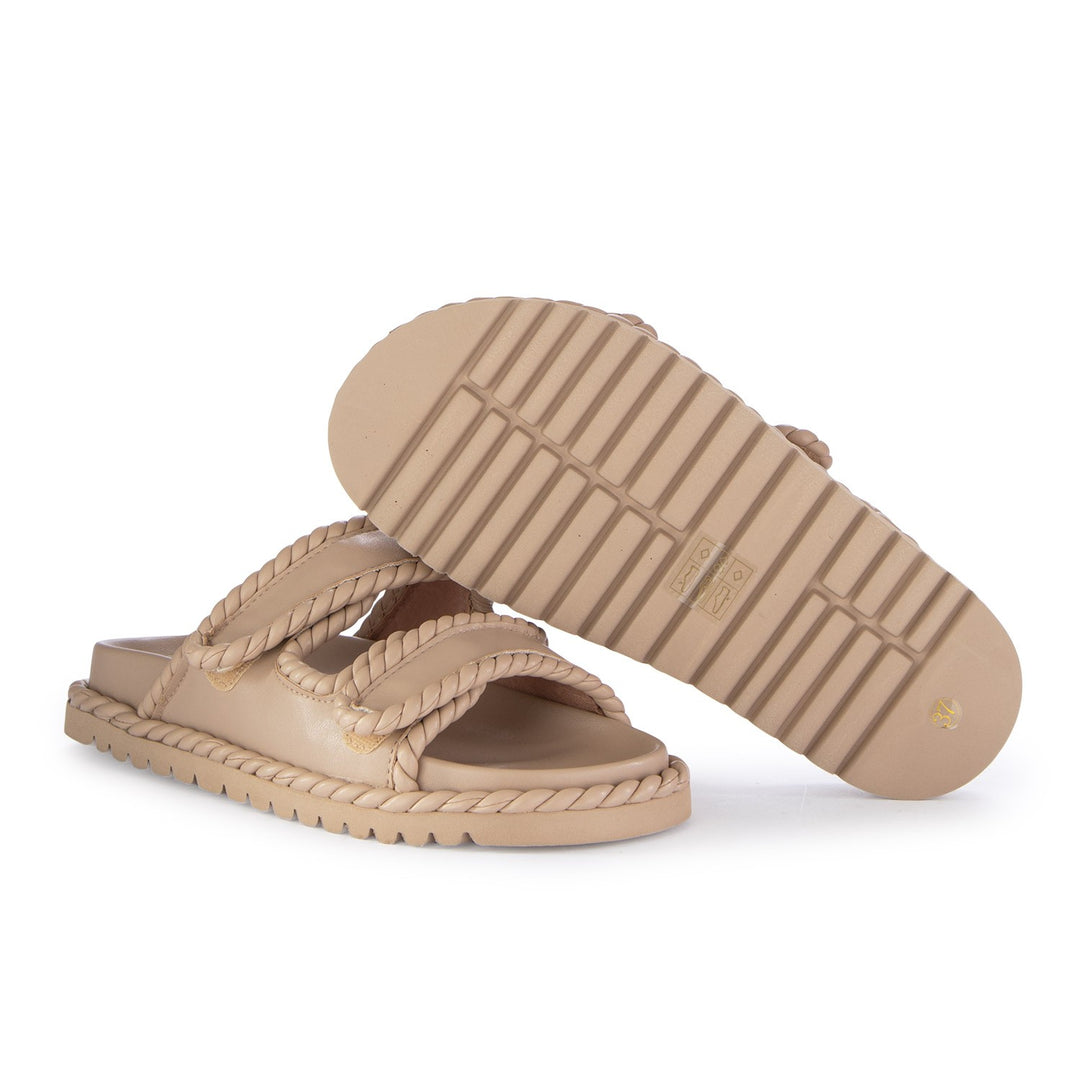 Lama Sandals Camel