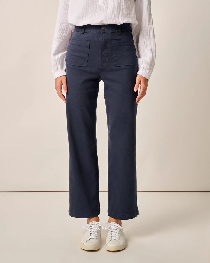 Everyday Pant in Navy