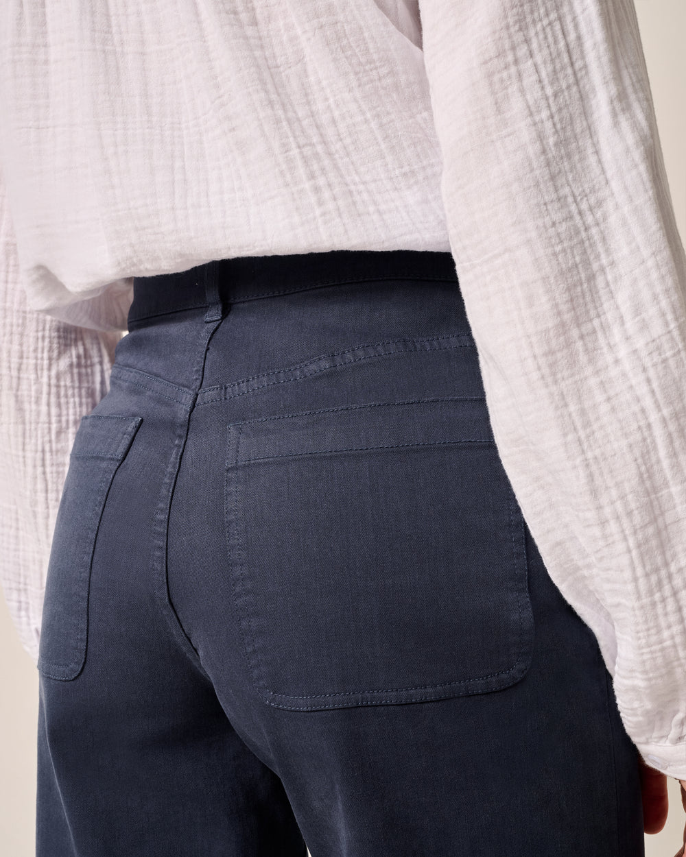 Everyday Pant in Navy