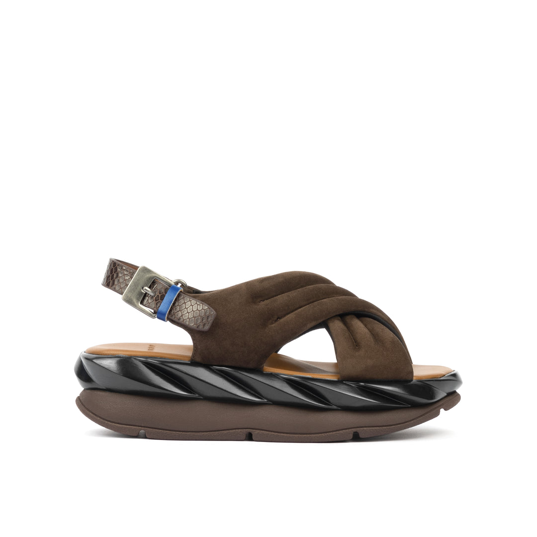 Mellow Mana Sandal in Choco