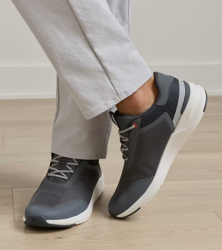 Peter Millar Camberfly Sneaker Iron