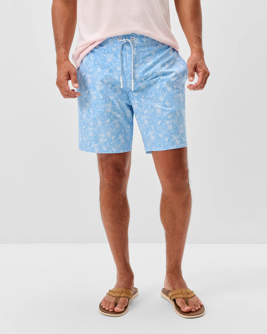 Johnnie-O Swingin 7" Swim Trunks