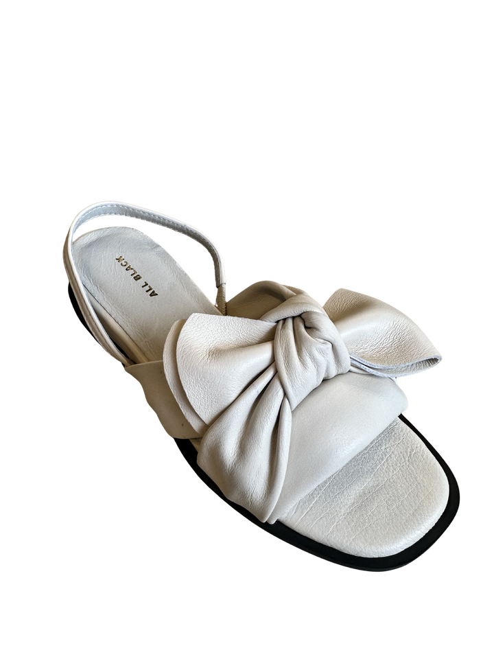 All Black Nu Bow &amp; Sling – White