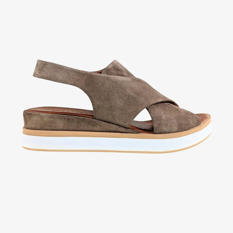 Ateliers Cartagena Sandal – Sand Suede