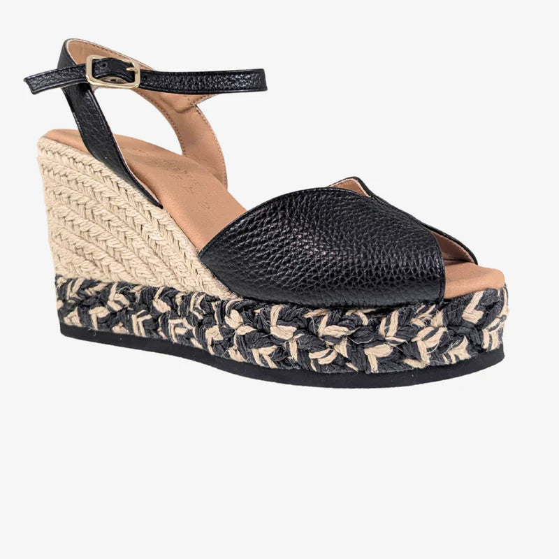 Ateliers Nina Heel – Black Leather Strappy Sandal
