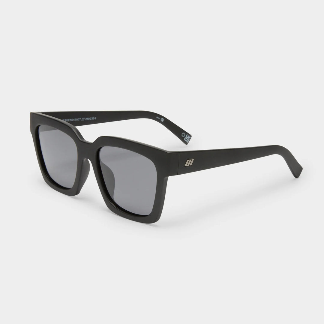 Weekend Riot Matte Black Polarized