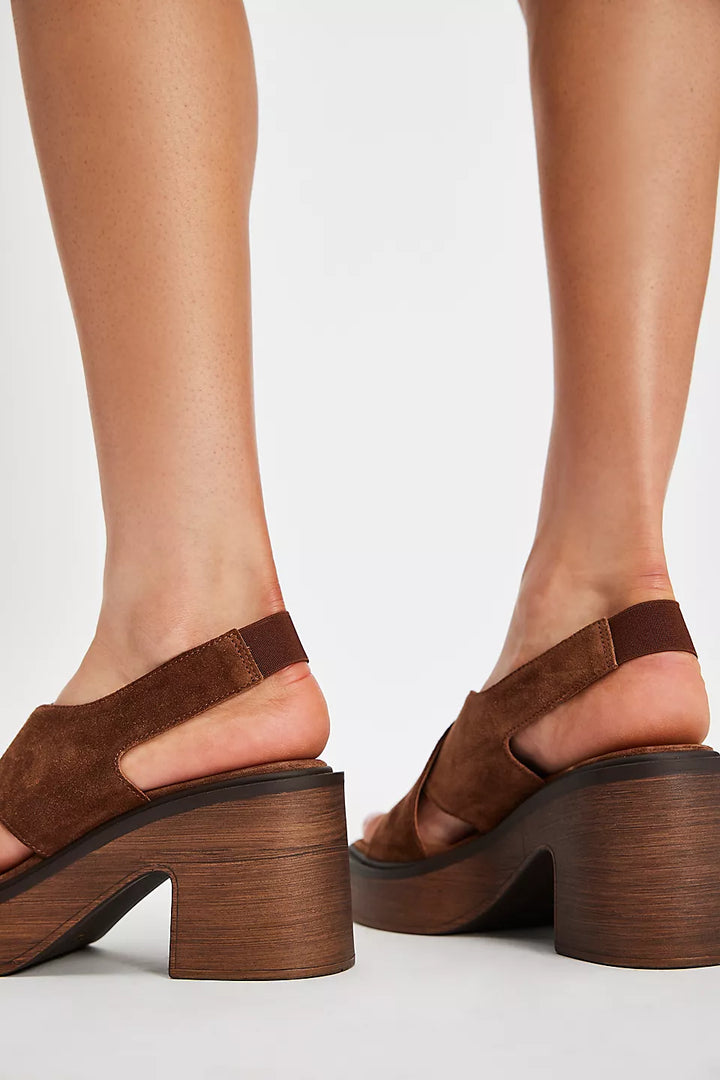 Cora Platform Clog