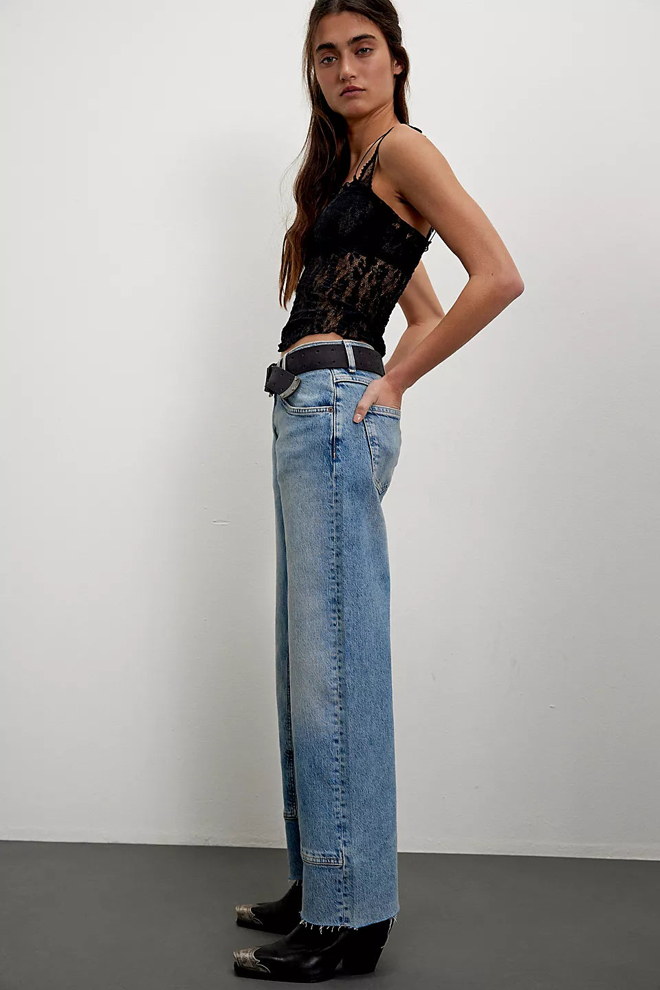 Risk Taker Mid-Rise Jeans