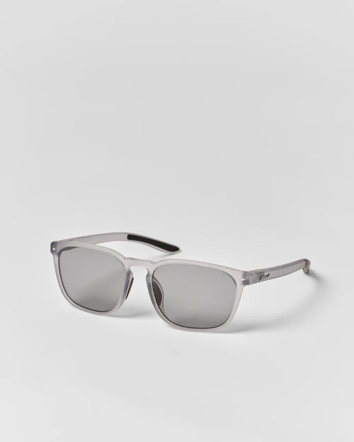 Malibu Sunglasses in Smoke