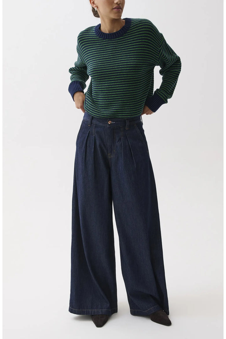Delphine Pleated Wide Leg – Force