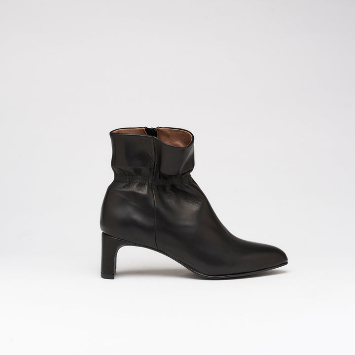 Penny Boot - Black