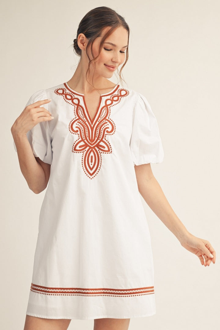 Embroidered Shift Dress – White